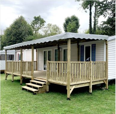 Terrasse couverte 6 x 3 m avec portillon